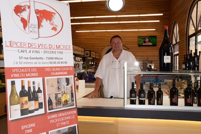 L'Épicier des vins du monde aux Halles Saint-Pierre