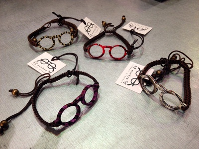 Mâcon : les bracelets lunettes Eyewear chez Optique Wollf, une idée cadeau de dernière minute !