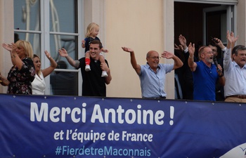 Antoine Griezmann accueilli par ses supporters 